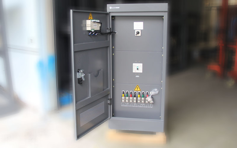 三相穩壓器 三相穩壓器